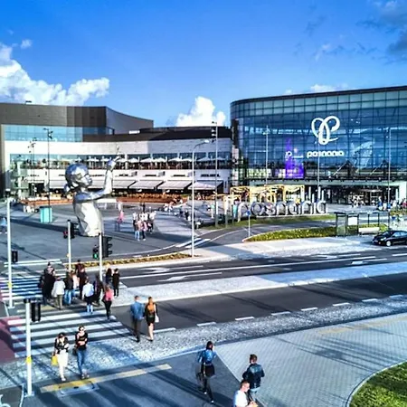 Rondo Rataje - Ekonomia I Komfort! بيت ضيافة بوزنان