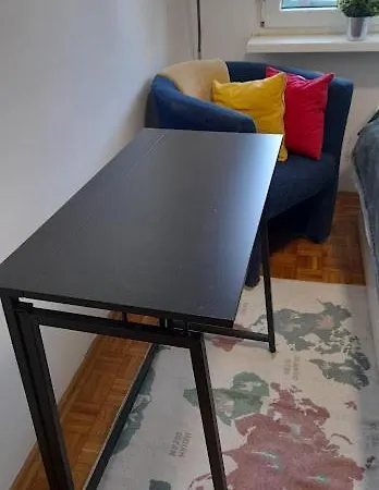 Rondo Rataje - Ekonomia I Komfort! بيت ضيافة *